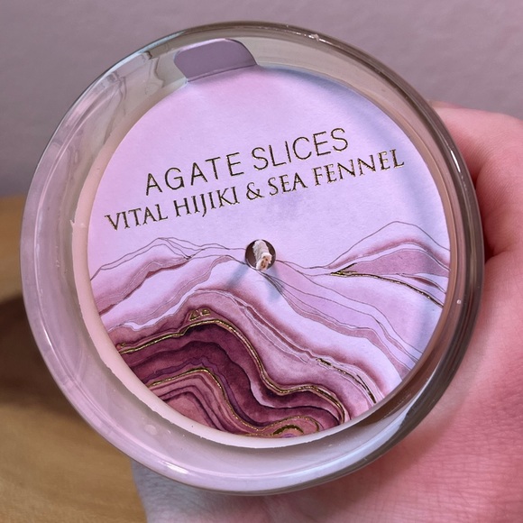 Debi Lilly Agate Slices Candle - Picture 5 of 6